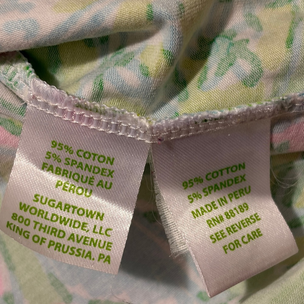 Lilly Pulitzer Womens XS V-Neck T-Shirt Pink Green Floral‎ Paisley Cotton Blend - Picture 4 of 6